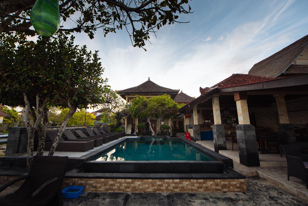 Puri Nusa Beach Hotel Нуса Лембонган Екстериор снимка